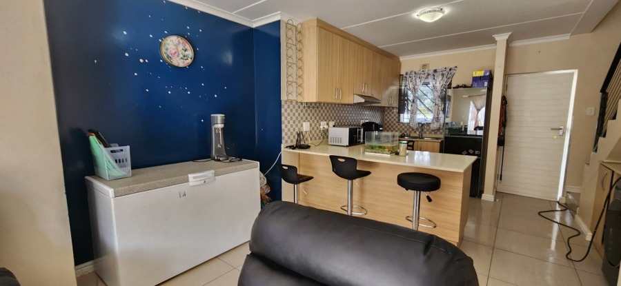 3 Bedroom Property for Sale in Buhrein Western Cape